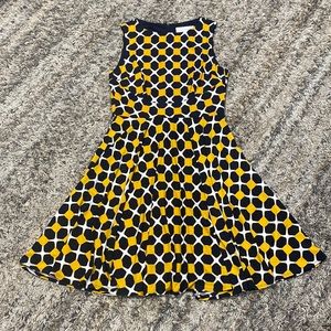 Donna Morgan Yellow and Black Geometric Dress